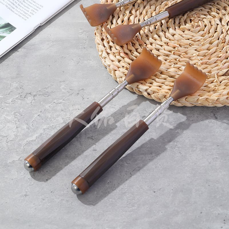 New retractable back scratcher, "Old Man's Joy.