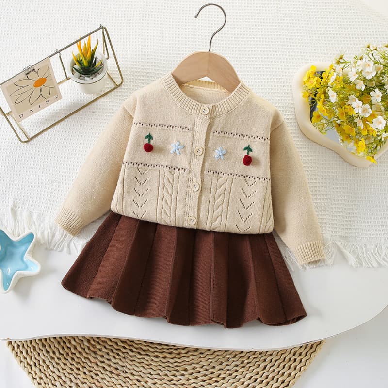 Children's sweater skirt autumn and winter new style baby girl Korean style knitted cardigan pleated skirt suit fashionable princess skirt trend