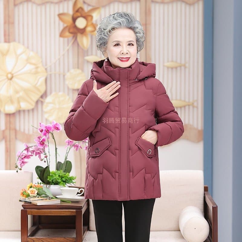 Middle-aged and elderly women's winter cotton jacket, fleece-lined thick 60-70-year-old mom's down cotton coat stylish grandma's padded coat.