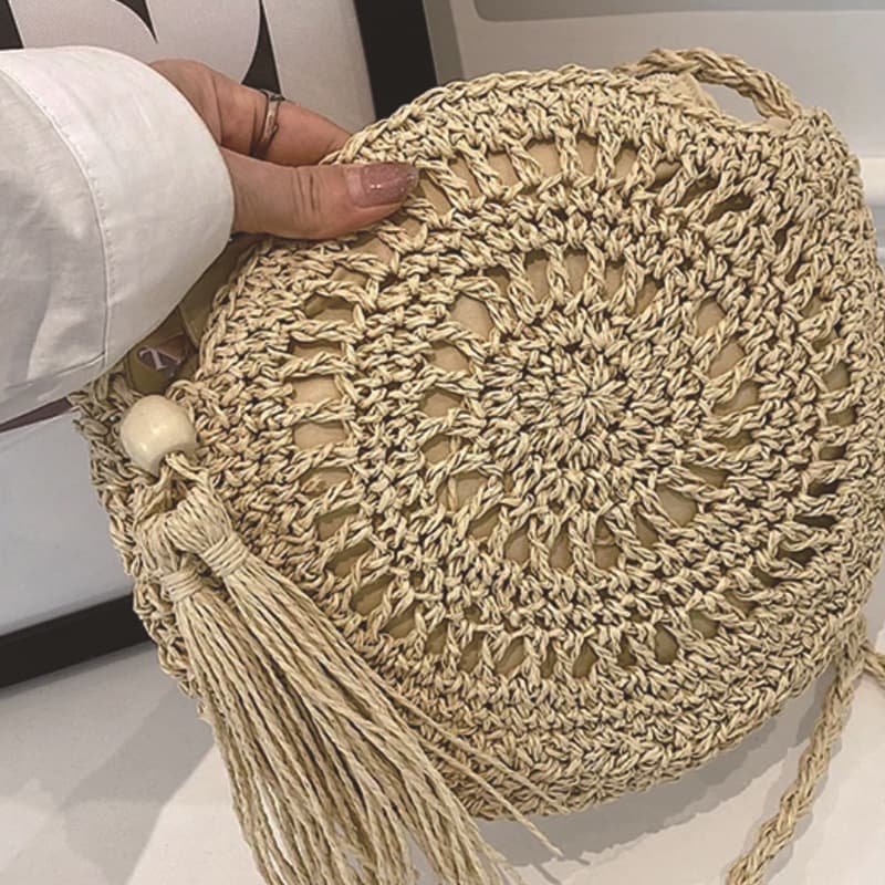 Factory Supply New Simple Fashion Woven Crossbody Bag Handmade Crochet Round Hollow Straw Bag