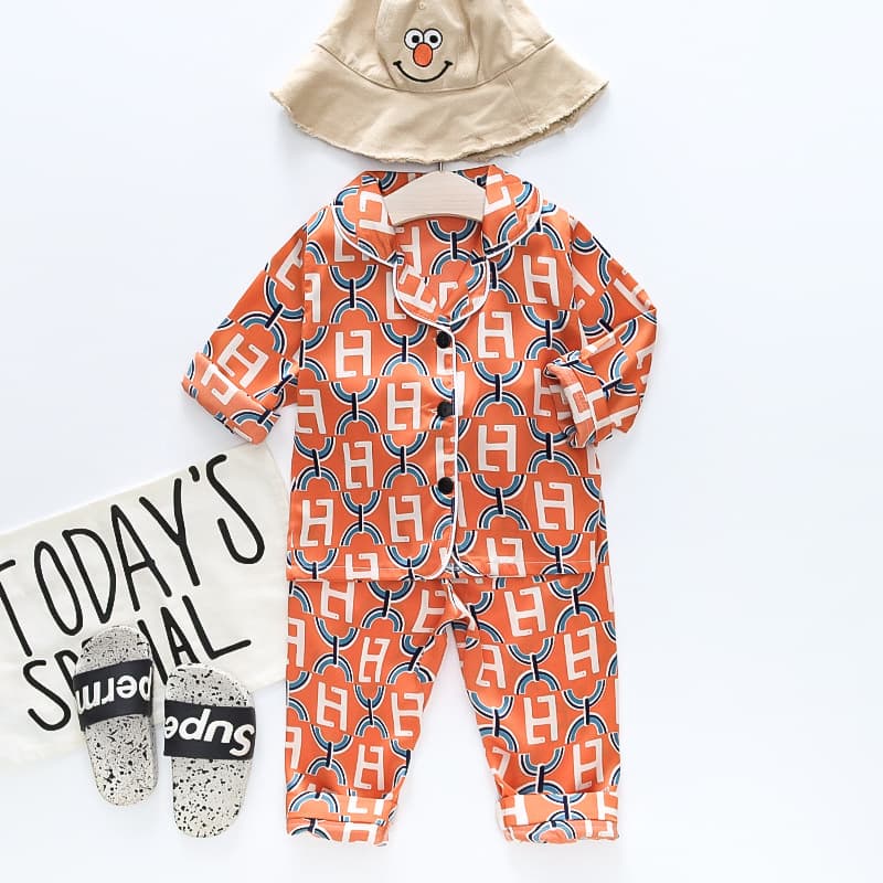 Silk Home Clothes Long Sleeve Long Pants Sleepwear for Boys And Girls 0-4 Years Old Spring Autumn Season Polyester Fiber