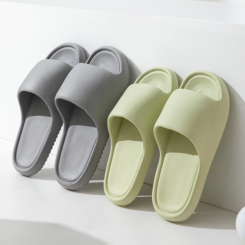 Cloud-like EVA Slippers for Summer, Home Use, Bathroom Anti-Slip, Odor-Proof, Wholesale