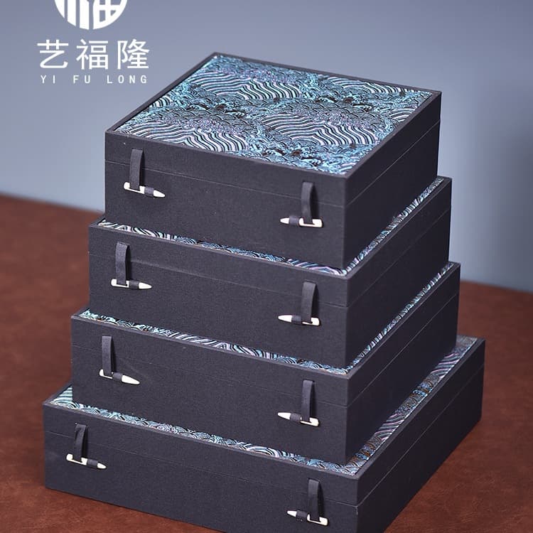 Ceramic Display Plate with Brocade Box, Square-Sized Packaging for Crafts and Gift Items, Universal Design