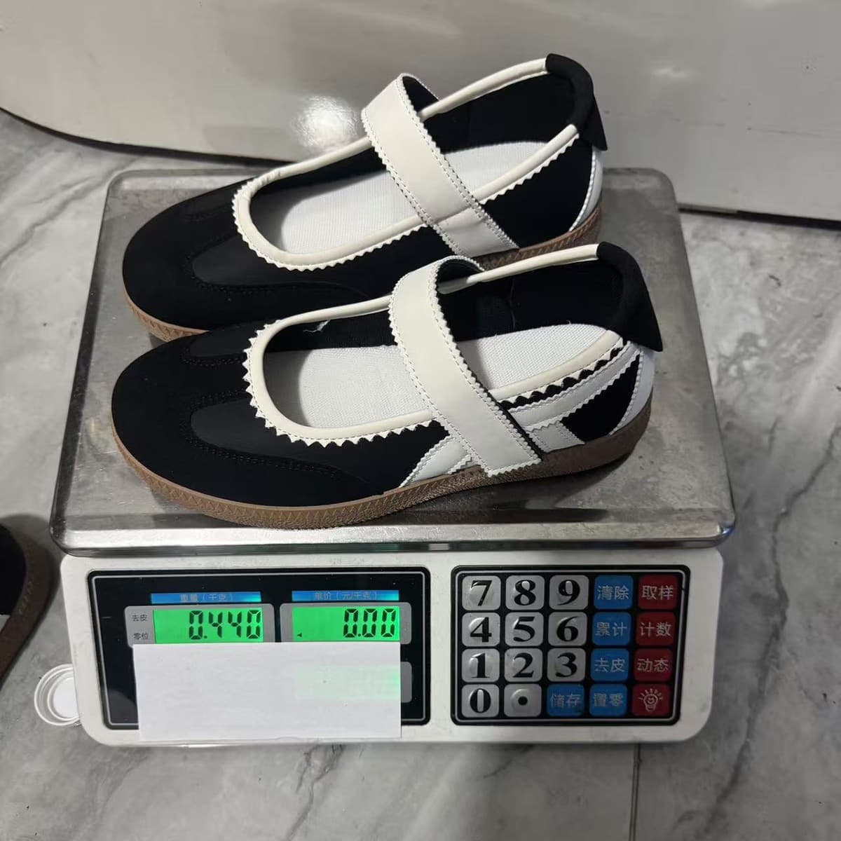 Wholesale Chunky Sneakers for Cross-Border Trade, Hook-and-Loop Closure, ANFU Same Style as Jenny AD, Casual Sports Shoes, Large Sizes
