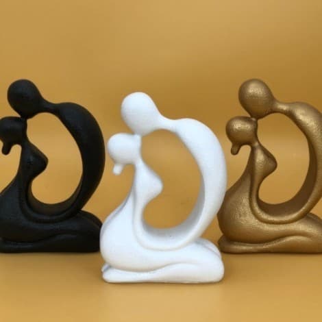 Cross-border Nordic Modern Art Ins Style 3-Color Kissing Couple Resin Craft Decorative Ornament for Home Bedroom