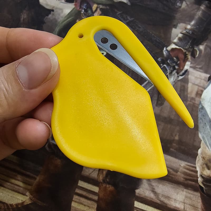 Cross-border Multi-functional Plastic Mini Box Cutter, Rope Cutter, Express Packaging Film Opener, Letter Opener, Portable Box Cutter