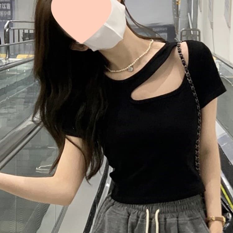 95% Cotton TikTok High-Quality Short-Sleeve T-Shirt for Women, Unique Design, Niche Style, Instagram-Worthy, Summer Slimming, Chic Irregular Short Style