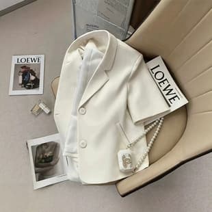 Off-White Short-Sleeve Blazer for Women 2026 Summer New Trendy Commute Petite Short Blazer