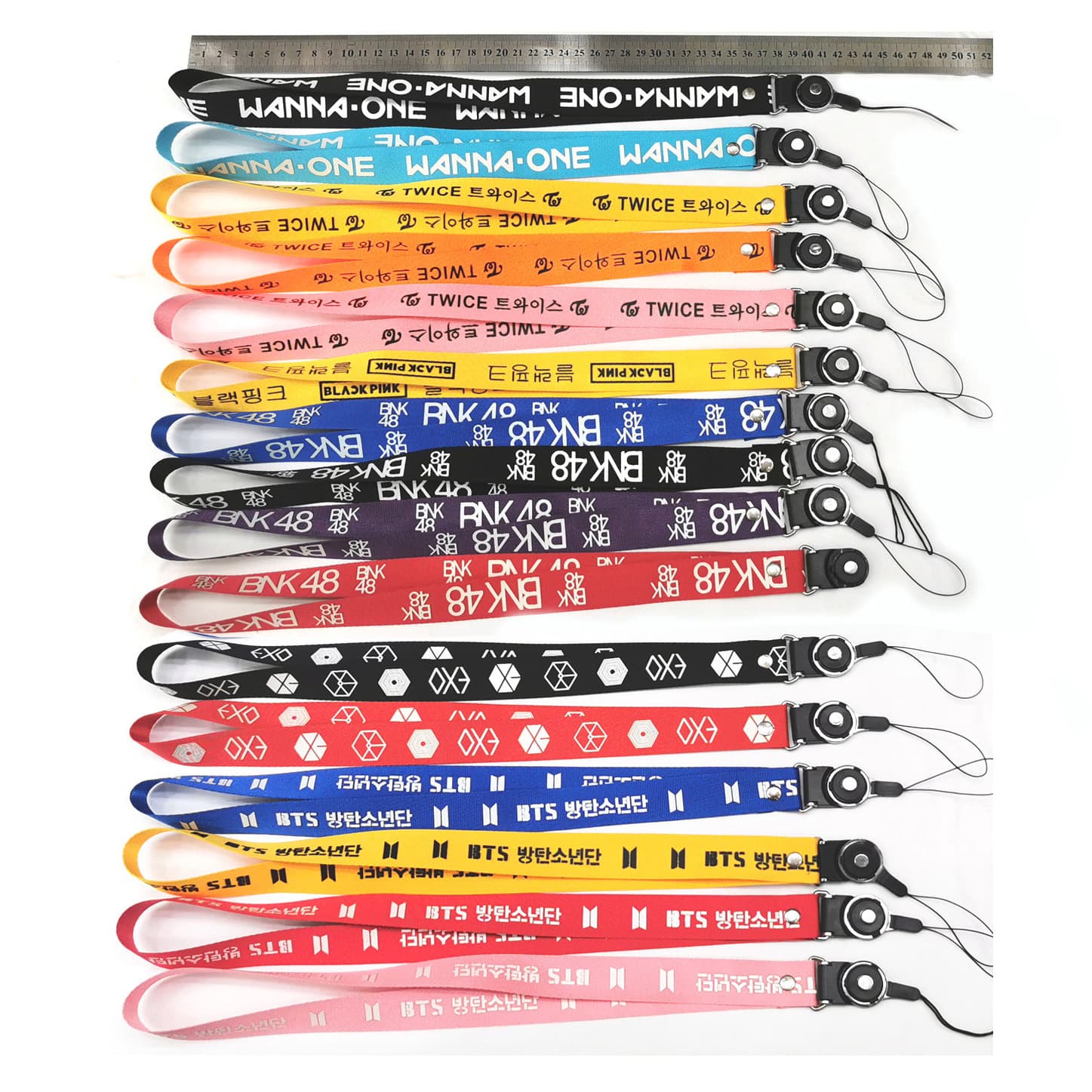 Clearance BTS pink EXO/TWICE/WANNA-ONE/BNK48 certificate hanging neck mobile phone lanyard