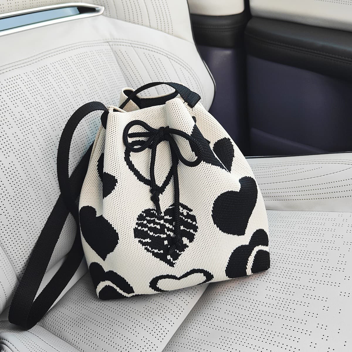 Ins Influencer Handbag Women Knitted Yarn Bucket Bag Korean Japanese Style Versatile Handheld Casual Tote Lunch Bag