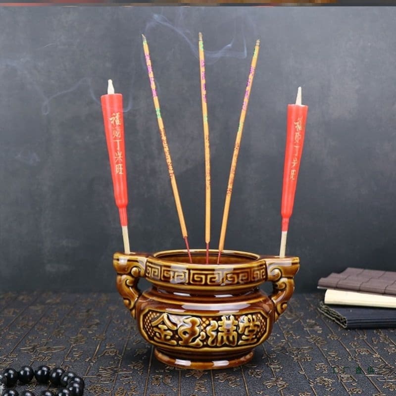 Incense Burner Candle Holder Stand for Home Use, Integrated Incense and Candle Holder with Silk Flowers, Universal Design
