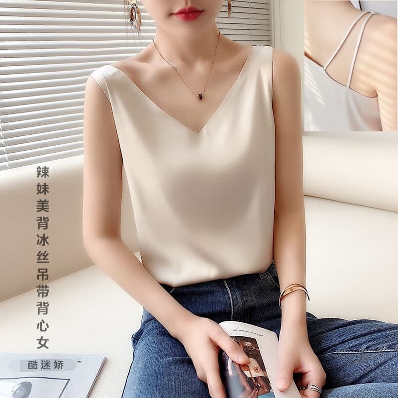 White Camisole Tank Top Women's Summer Fashion Inner Wear Base Layer Outerwear Cool Sexy Lady Style Short Length Pure Color