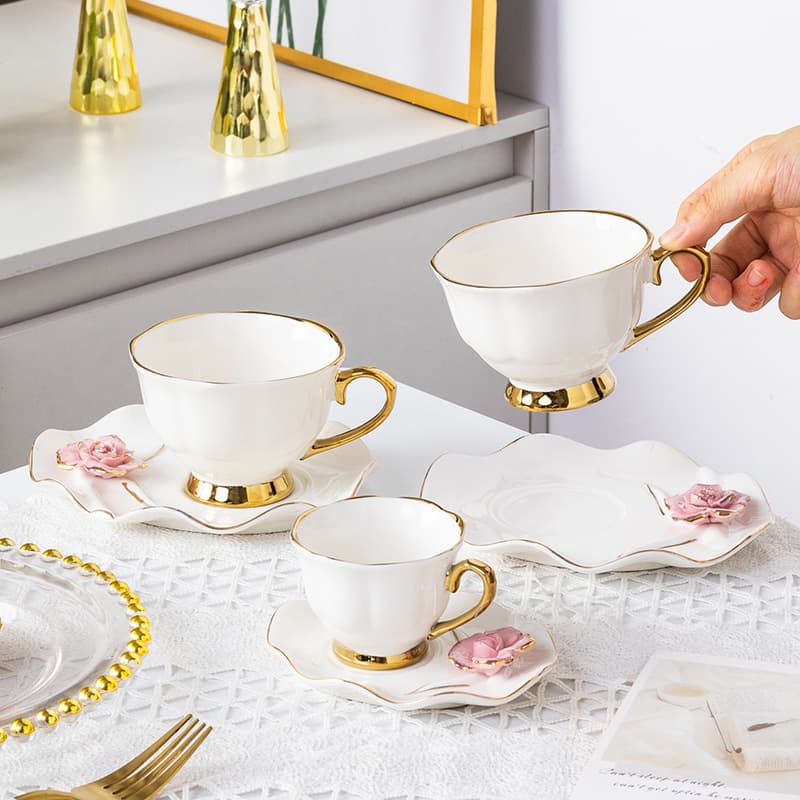 Hand-Pinched Flower Ceramic Coffee Cup and Saucer Set Light Luxury Gold Rim Afternoon Tea Delicate Cup Home Ceramic Coffee Cup and Saucer