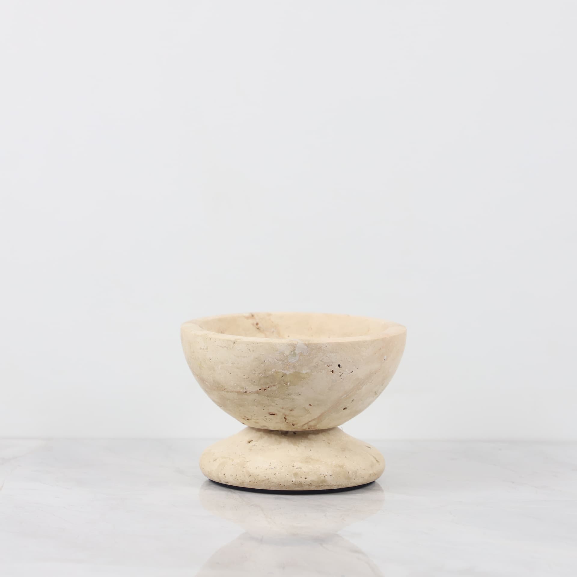 Nordic Wabi-Sabi Natural Yellow Cave Stone Incense Cup Living Room Entrance Home Decoration Aromatherapy Crystal Stone Container