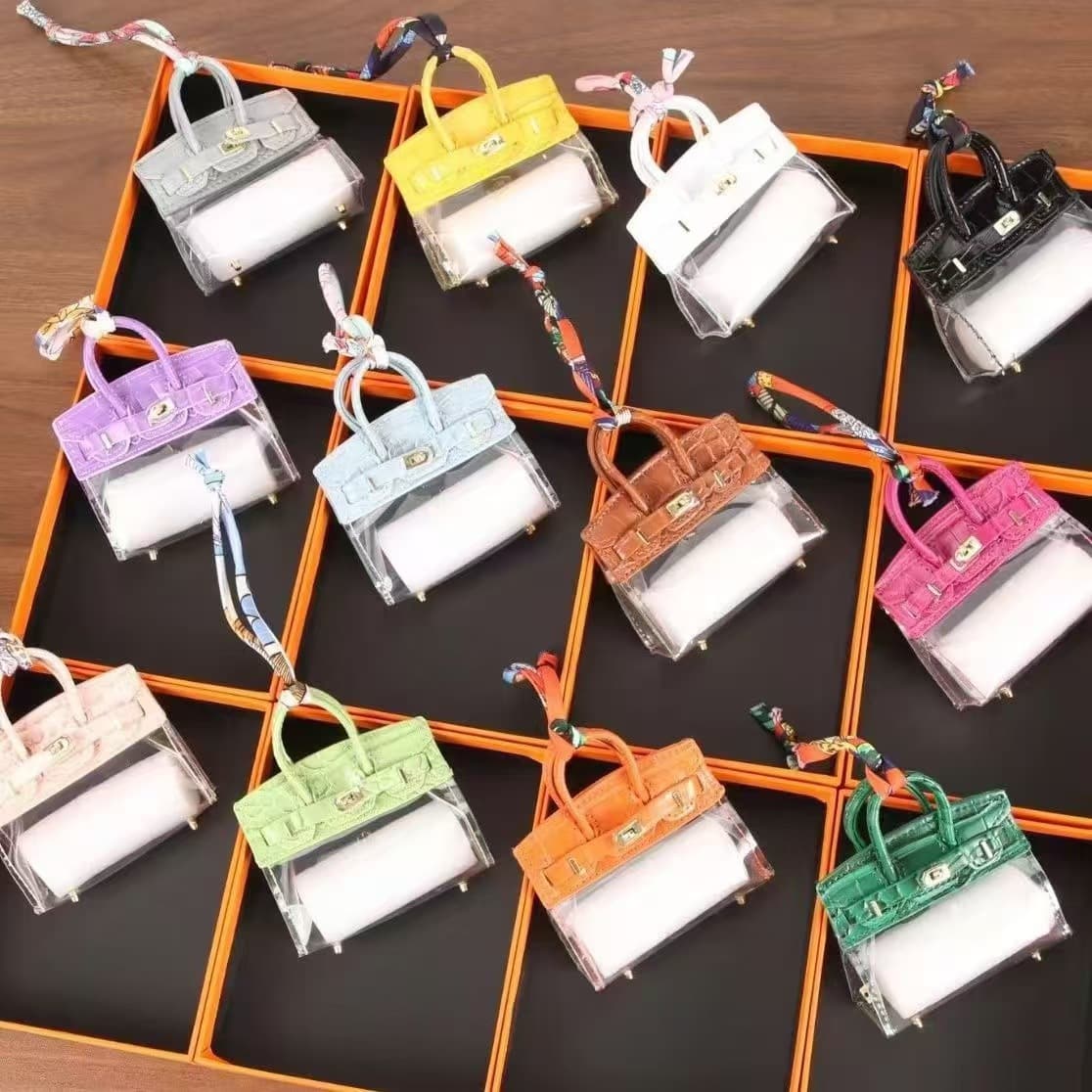 Mini crocodile pattern transparent bag mini small bag keychain earphone bag lipstick bag car key bag pendant platinum bag