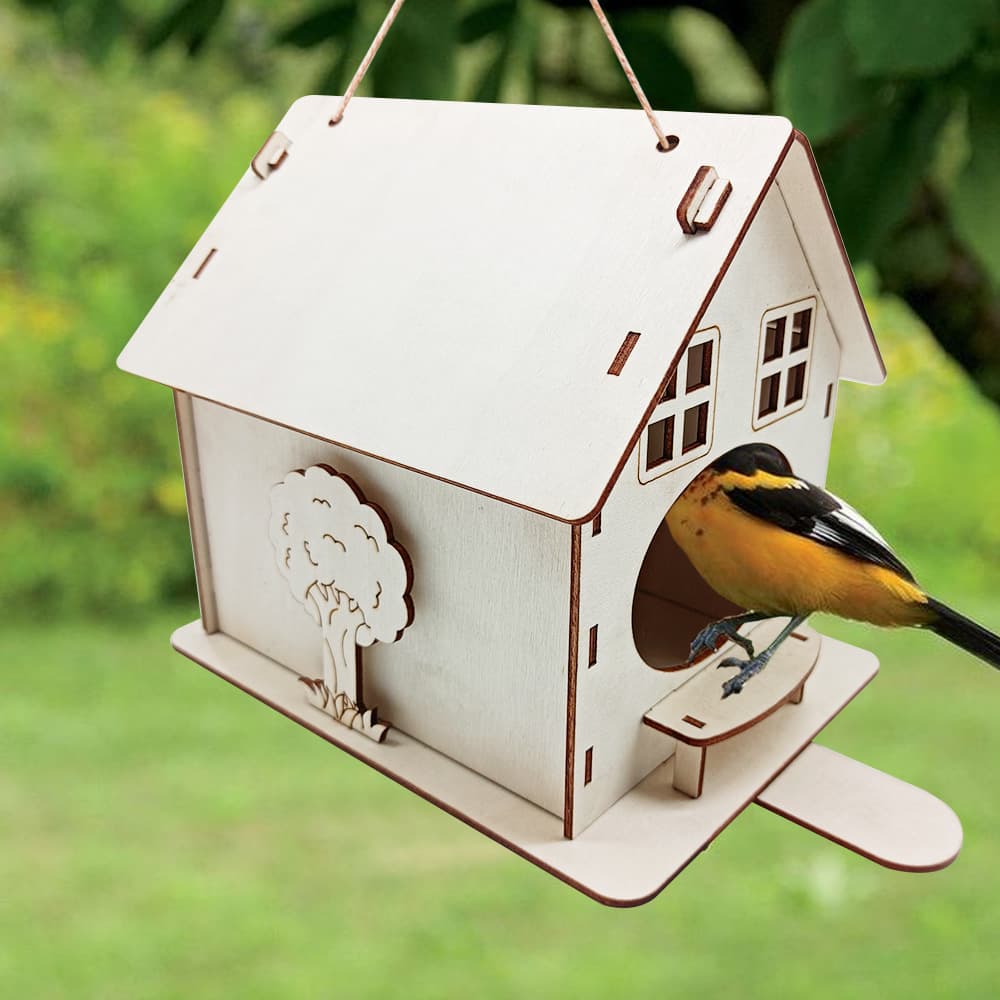 Outdoor Wooden Bird Feeder Toy for Children DIY Graffiti Kindergarten Bird Nest Cage Hanging Ornament Medium Size Bird Friendly