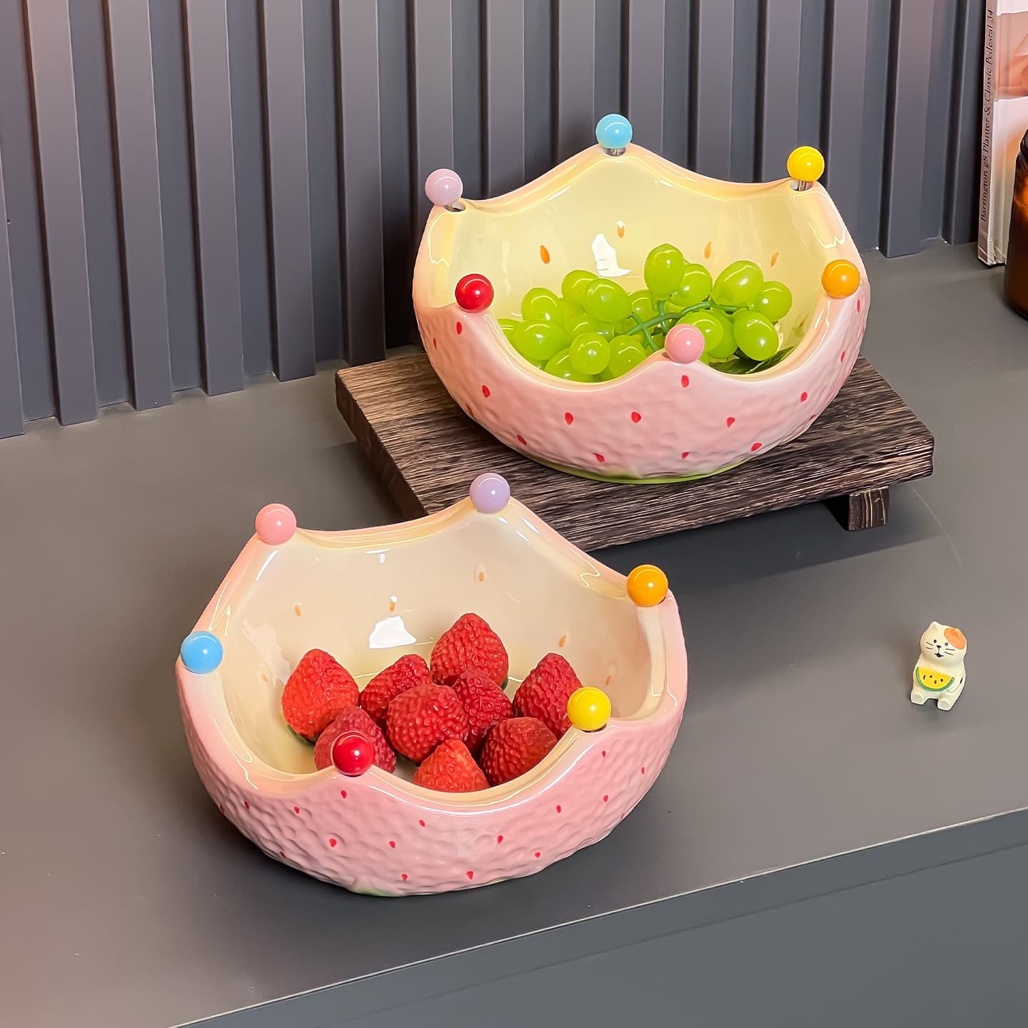 High-Quality Strawberry Fruit Tray for Living Room Coffee Table, Ceramic Snack Serving Bowl Set with Stainless Steel Fruit Forks