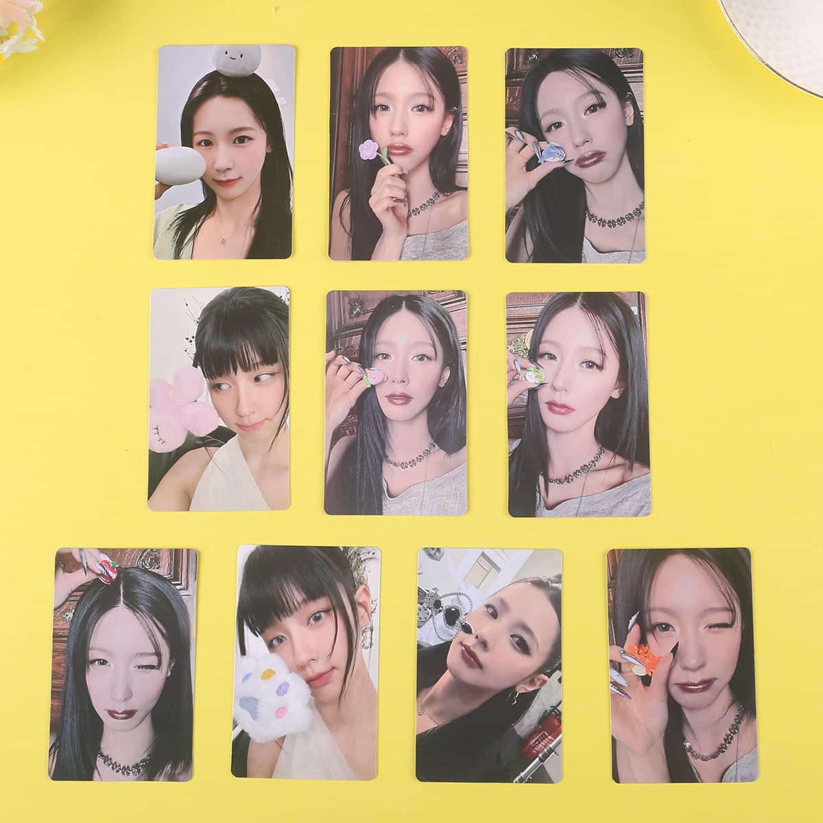 I-DLE Miyeon Shuhua Photocards New Album We are i-dle Photocards Cards Kpop