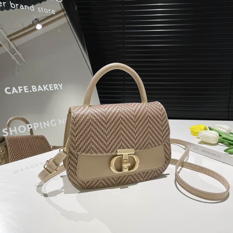 Fashionable stitching lock buckle small square bag 2026 new autumn fashion this year's popular contrast color simple crossbody shoulder bag