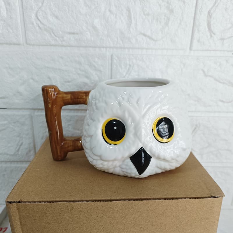 Cute owl shaped ceramic cup, animal expression branch handle ceramic water cup coffee cup