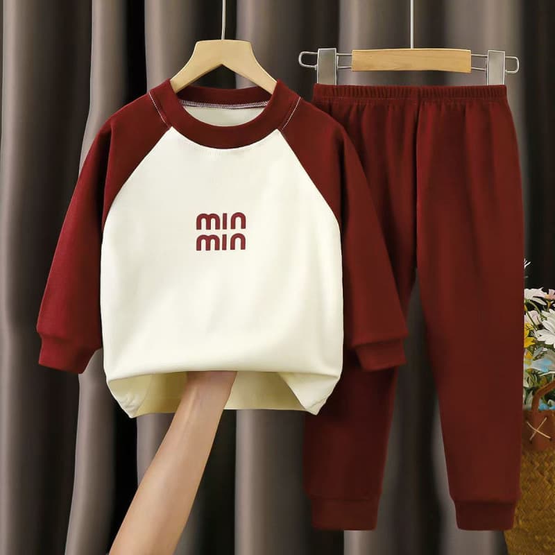 2025 New Autumn Winter Warm Raglan Set Thermal Underwear Kids Pajamas Medium and Large Children German Velvet Loungewear Set