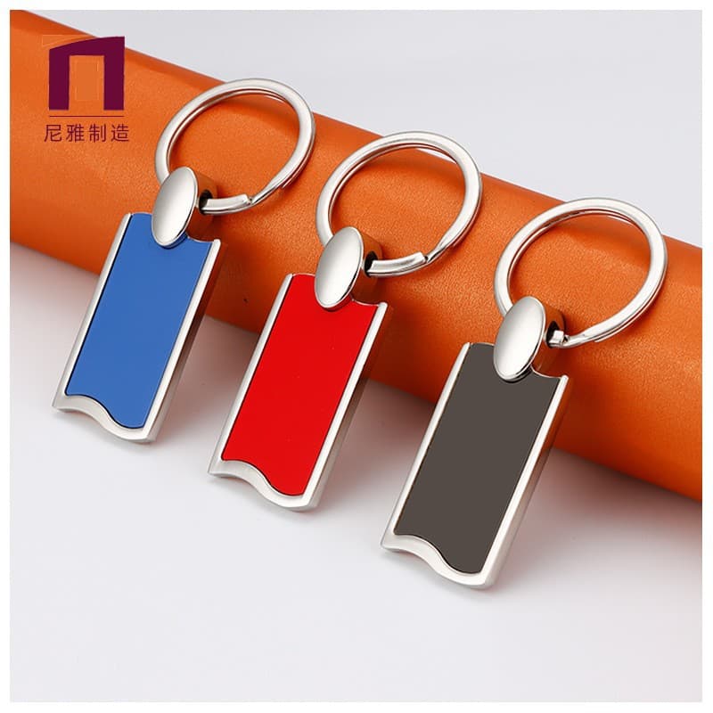 New Metal Keychain Car Accessories Creative Small Gift Wholesale Keychain with Custom Logo Factory Custom