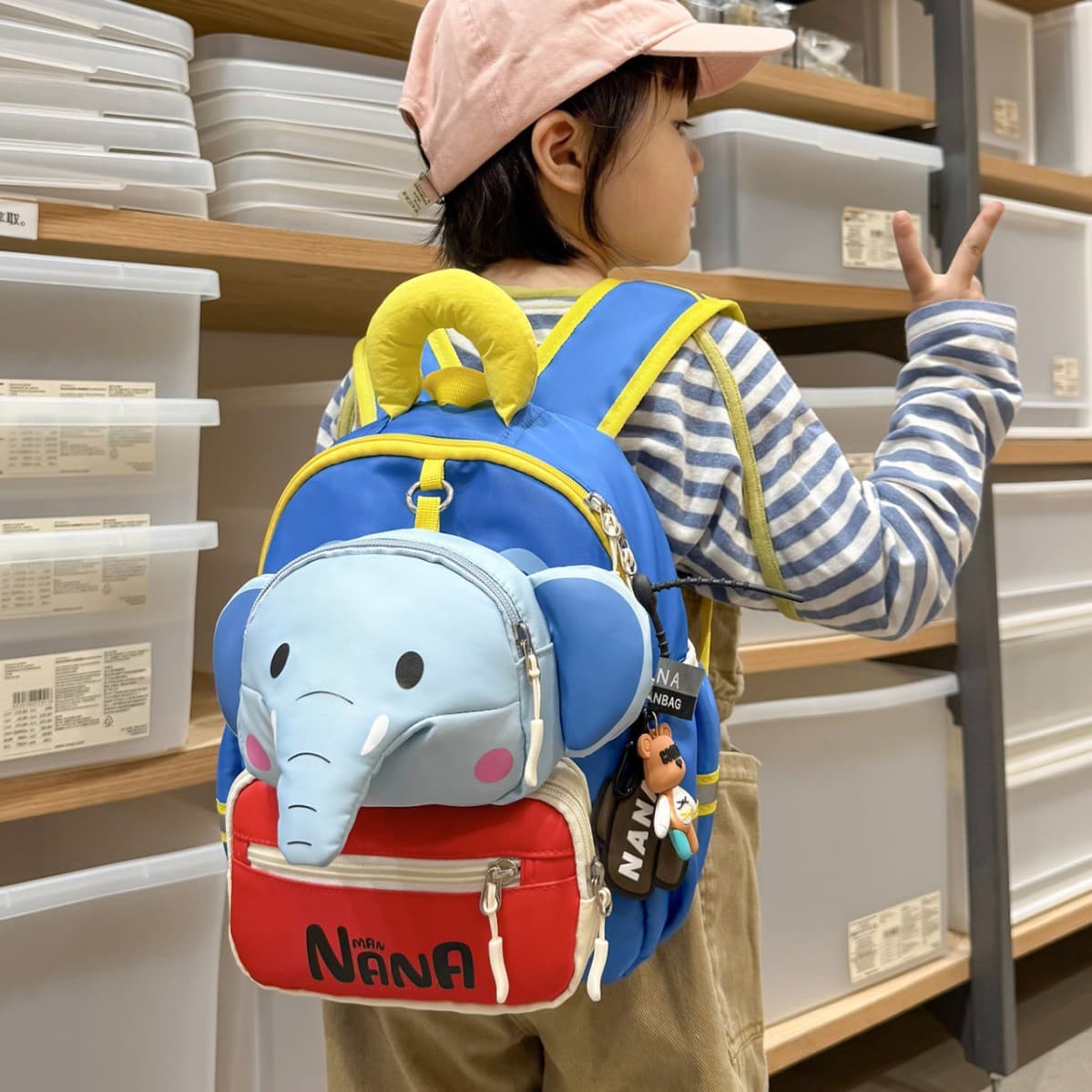 Cute and childlike children's cute little schoolbag 3-6 years old kindergarten boy and girl go to school outdoor play backpack