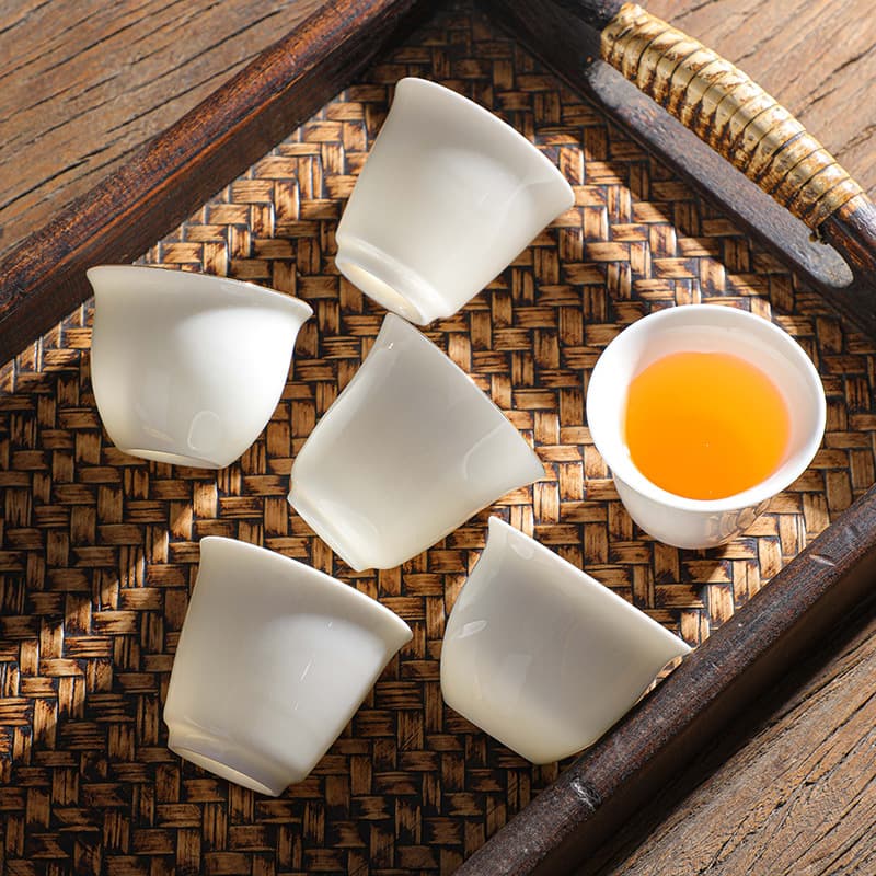 Ceramic Tea Cup Master Cup Tea Set Single Cup Fragrant Cup Mat Jade Kung Fu Tea Cup Pure White Tea Tasting Cup Logo