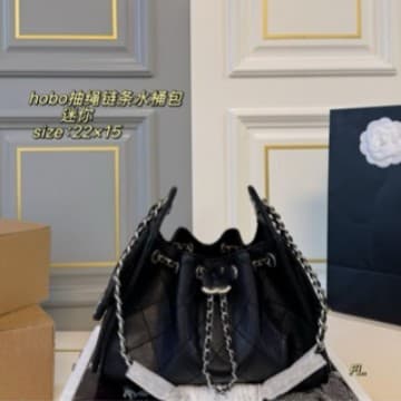 2026 summer new Chanel-style large capacity chain shoulder bag simple retro solid color underarm bag crossbody women's bag