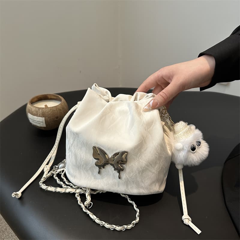 Super Popular Niche Women's Bag 2024 New Trend Summer Versatile Chain Crossbody Bag, Exquisite Drawstring Bucket Bag