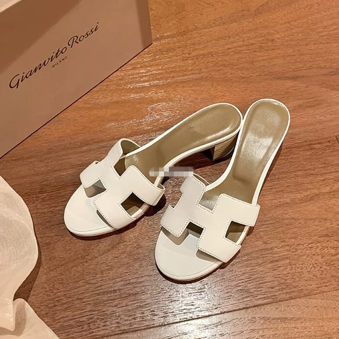 Grape Mom Same Style Horse Lady Slides~5cm Chunky Heel H-Type Cowhide Beach Sandals for Women High Heel Open Toe Summer Outdoor Wear