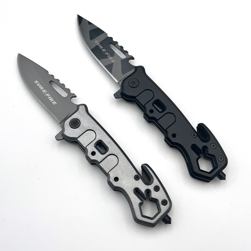 Outdoor Folding Knife Portable Self-Defense Knife Field Survival Knife Camping Hiking Tactical Knife Camouflage Self-Protection Knife