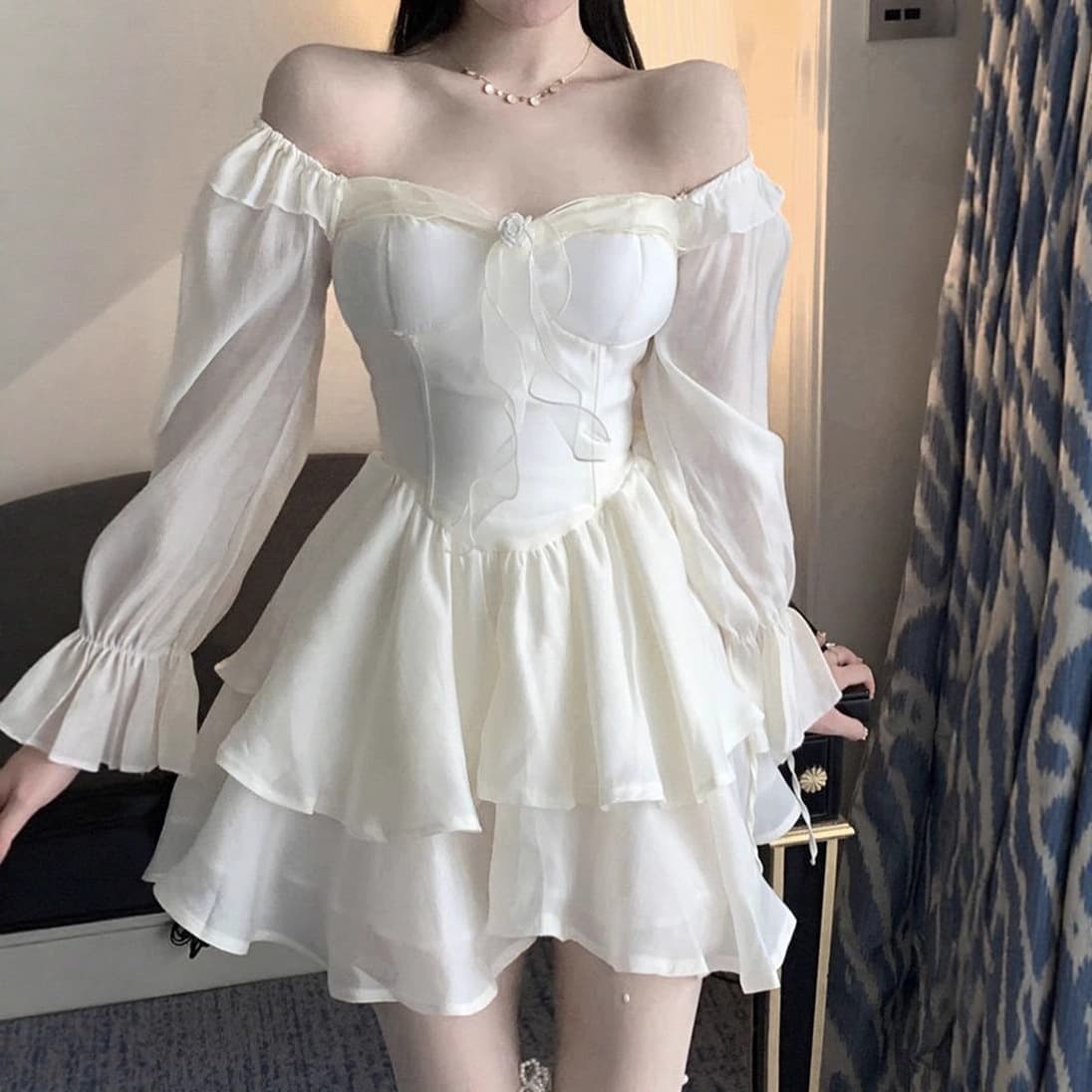 2025 New French Style White Dress for Women, Elegant and Beautiful, Waist-Cinching, Fairy-Like Puffy Dress