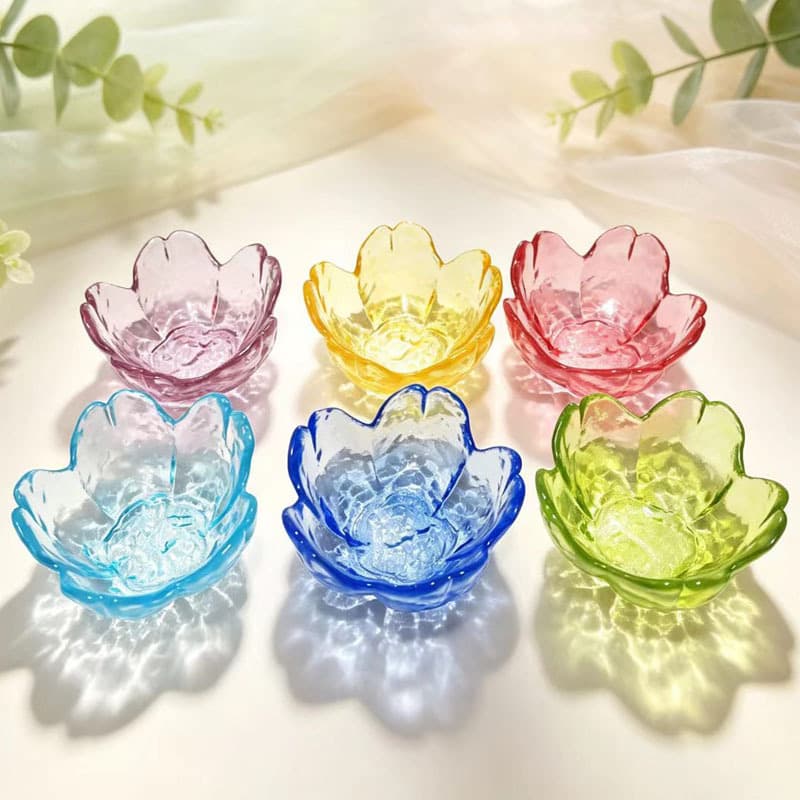 Japanese Petal Glass Dish Creative Home Seasoning Dish Light Luxury Ins Style Sauce Dish Cherry Blossom Shape Vinegar Dish Tableware