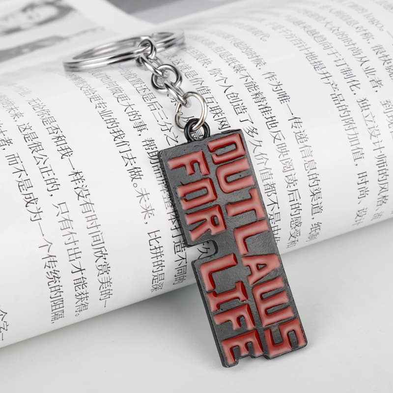 Game peripheral Red Dead Redemption 2 sign letter alloy pendant keychain redemption car tag keychain