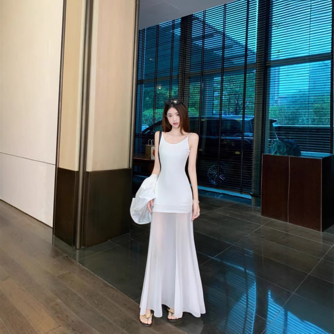 Lazy Style Mesh Patchwork Strap Dress, Designed Fitted Long Dress with Waist Cinching and Body-Hugging A-Line Skirt for Women