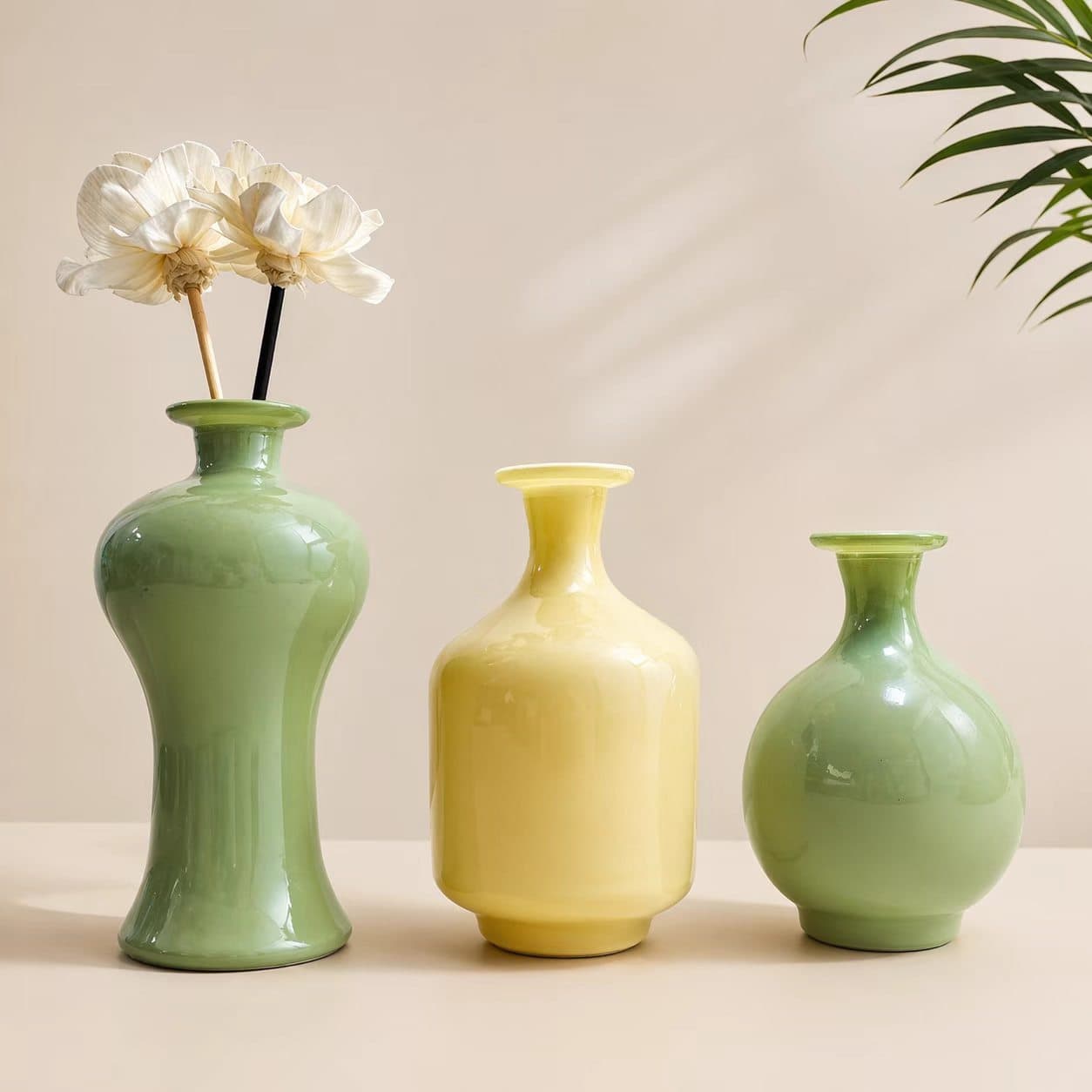 Cross-border Creative Glass Small Vase for Flameless Aromatherapy, Empty Glass Bottle for Flower Arrangement, Hydroponic Vase, Refillable Bottle