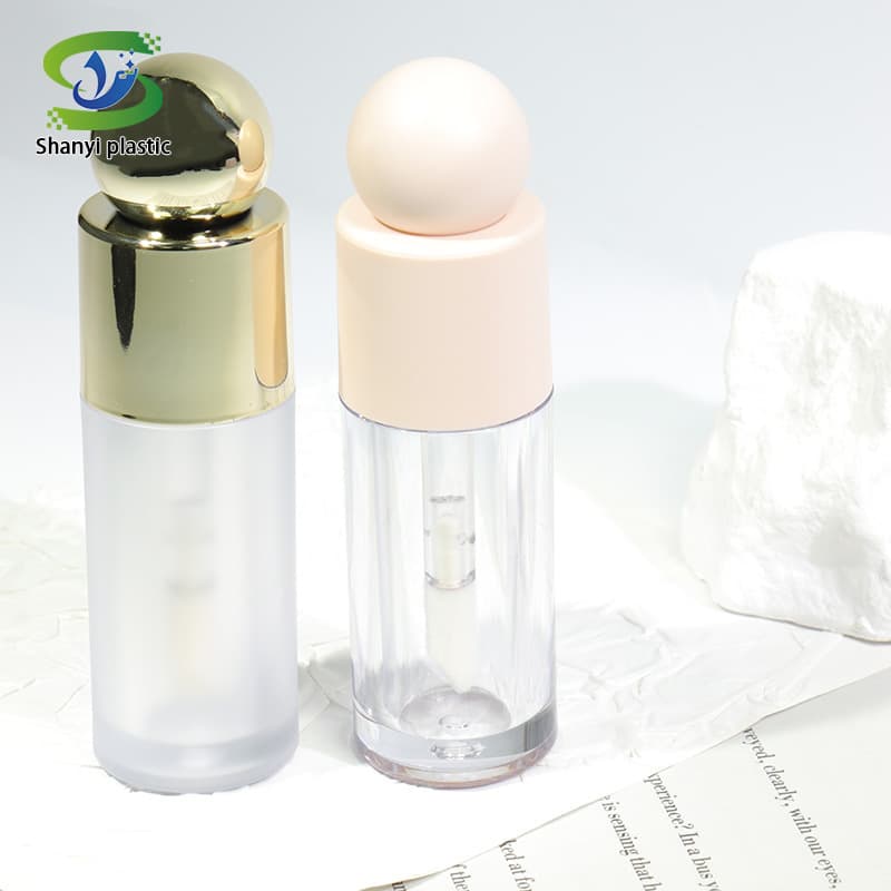 Shanyi new round large capacity lip glaze tube empty tube 10ml liquid foundation bottle lip gloss tube thick brush rod packaging material