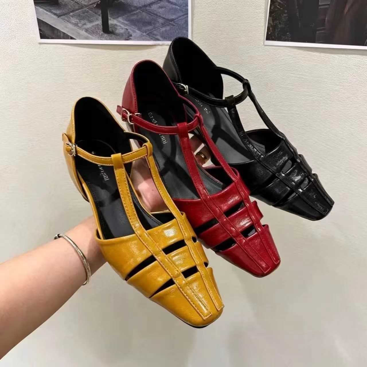 Low-Heeled Closed-Toe Sandals for Women, 2026 Summer New Style, Hollow-Out Silver Shoes, Single Strap Women's Shoes, Back Strap Sandals