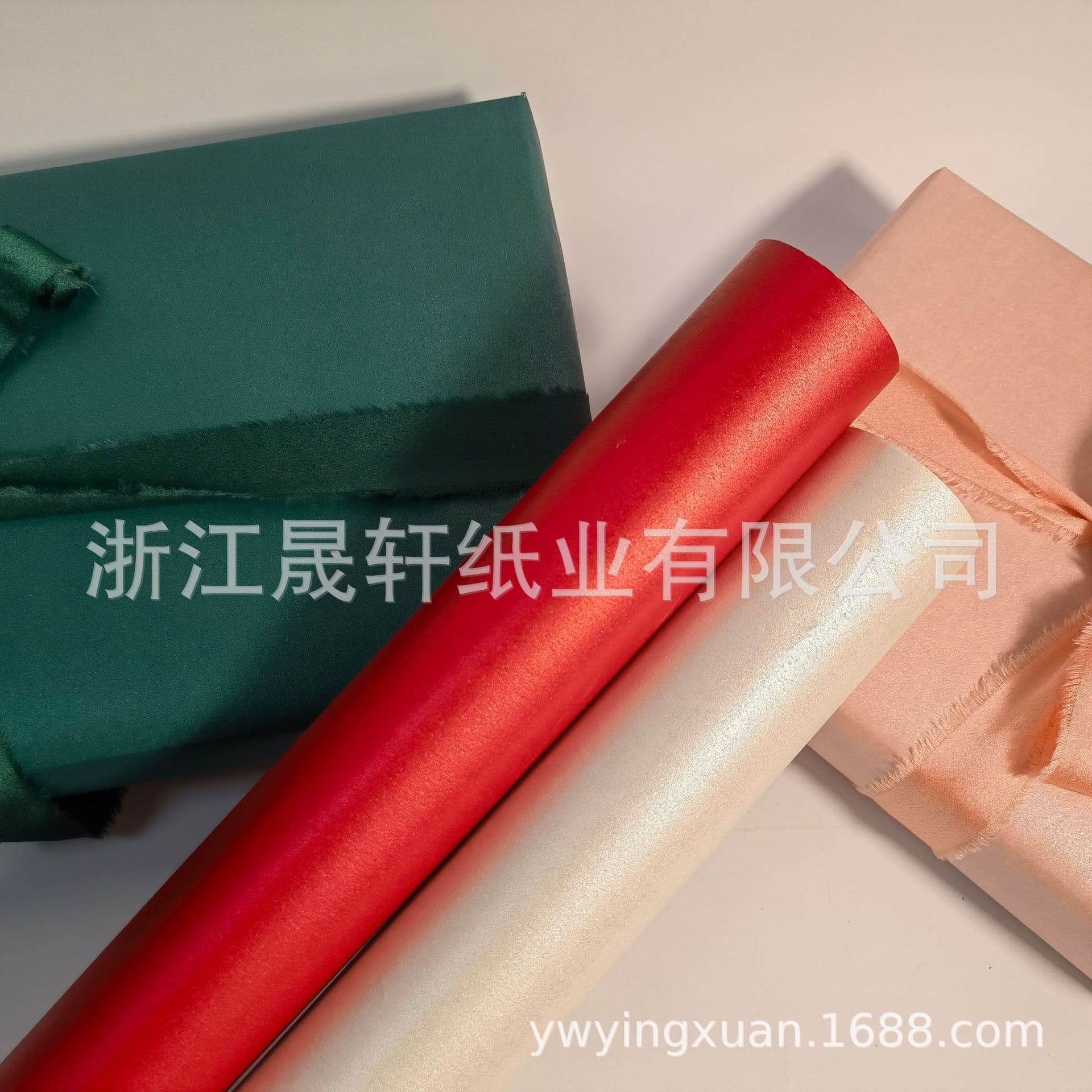 Custom Cross-border Hot Seller Rolled Specialty Paper - 80g Pearl Coated Christmas Gift Wrap Art Paper, White Cardstock Glitter Sheets