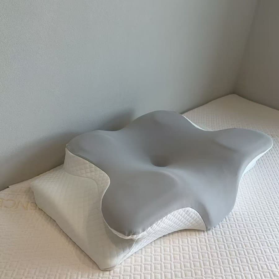 Memory Foam Pillow Slow Rebound Memory Cotton Pillow Class A Non-Collapse Neck Support Butterfly Pillow Cervical Pillow Wholesale Breathable Pressure Relief