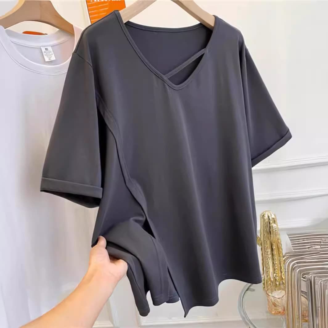 extra large size 150.00kg design sense hem split V-neck short sleeve T-shirt women's summer new chubby girl chic top clothes