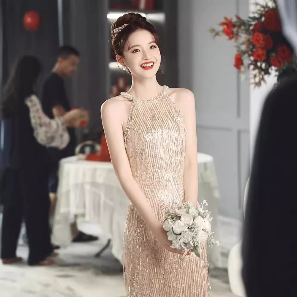 High-end banquet evening dress for women 2026 new temperament light luxury engagement fishtail party host dress