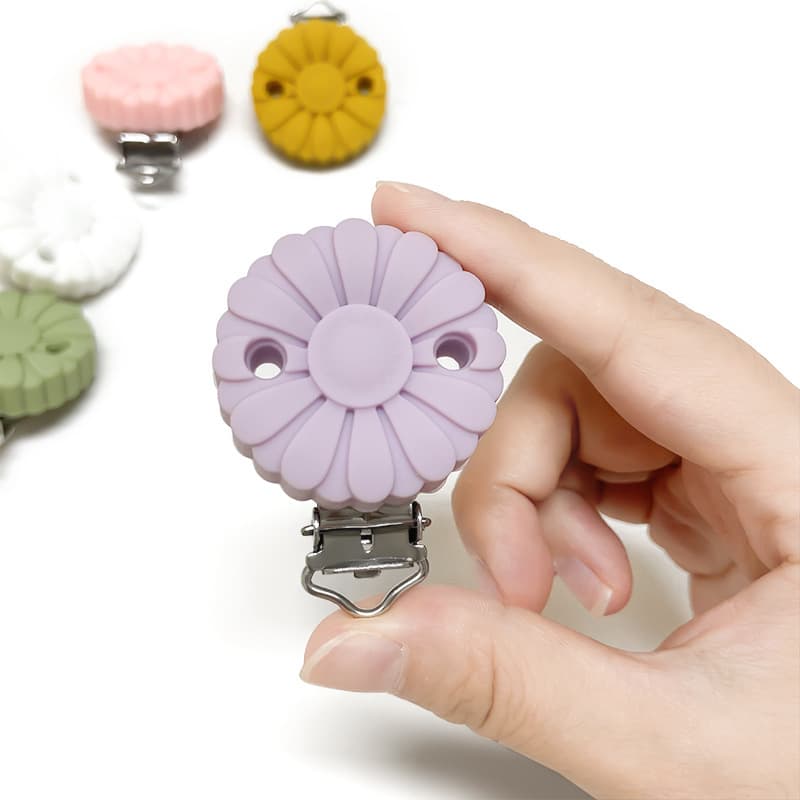 Sunflower Silicone Pacifier Clip Food-Grade Pacifier Anti-Drop Chain Accessory Clip Multi-Function Hat Brim Fixing Clip