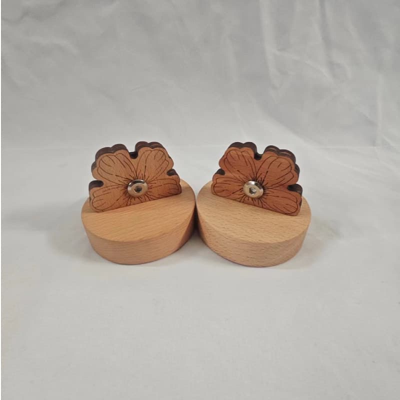Household Handmade Yarn Repair Thread Cutting Knife Solid Wood Carved Petal Thread Cutter High Carbon Steel Flower Thread Breaker