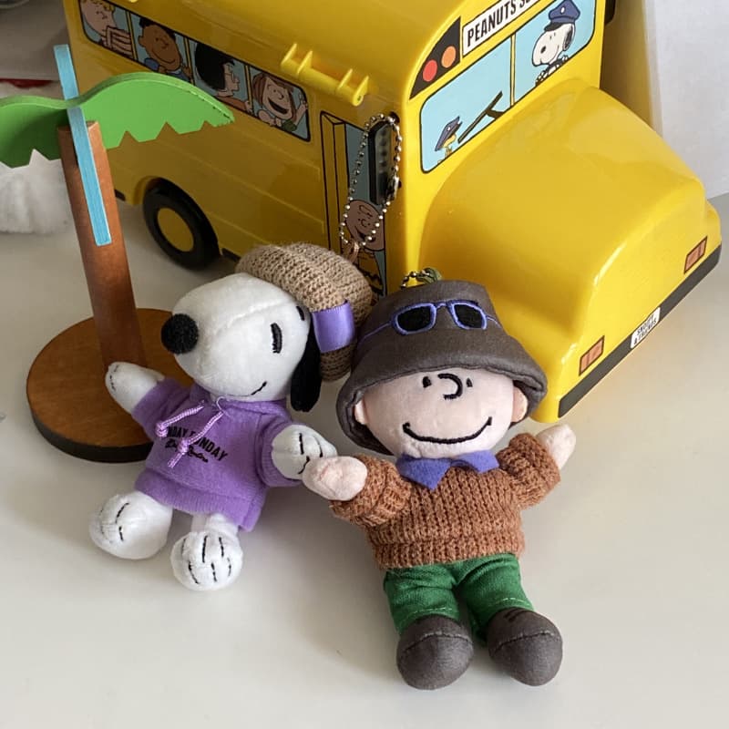 Japanese Cute Snoopy Dog and His Friend Charlie Plush Keychain Pendant Fun Plush Toy Keychain