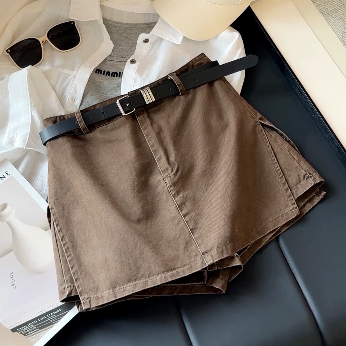 Retro workwear high-waist slim denim shorts skirt for women 2026 autumn new versatile anti-exposure A-line short skirt