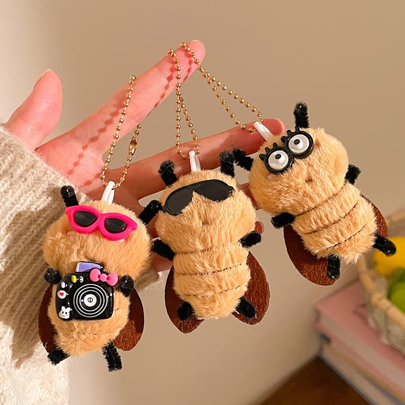 Cute Plush Cockroach Coin Purse Pendant Headphone Storage Gift Student Cartoon Mini Universal Pouch Keychain