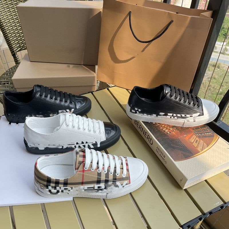 Burberry plaid canvas shoes for women 2024 new versatile flat casual sneakers fashionable lace-up shoes