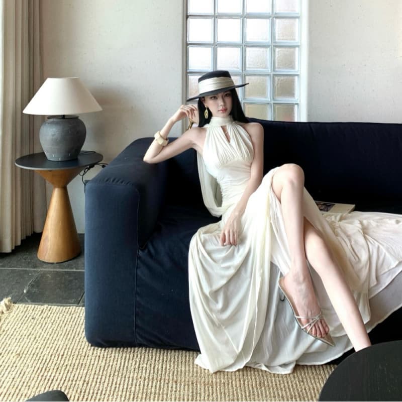 Soft gauze pleated two-wear cape top | High-waisted irregular pleated waistband pleated skirt suit